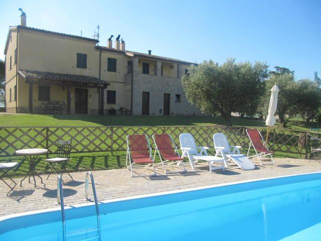 Agriturismo La Quiete Guest House Polverigi Luaran gambar